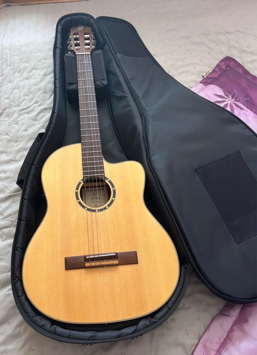 Gitara elektroklasyczna Ortega RCE 125 SN