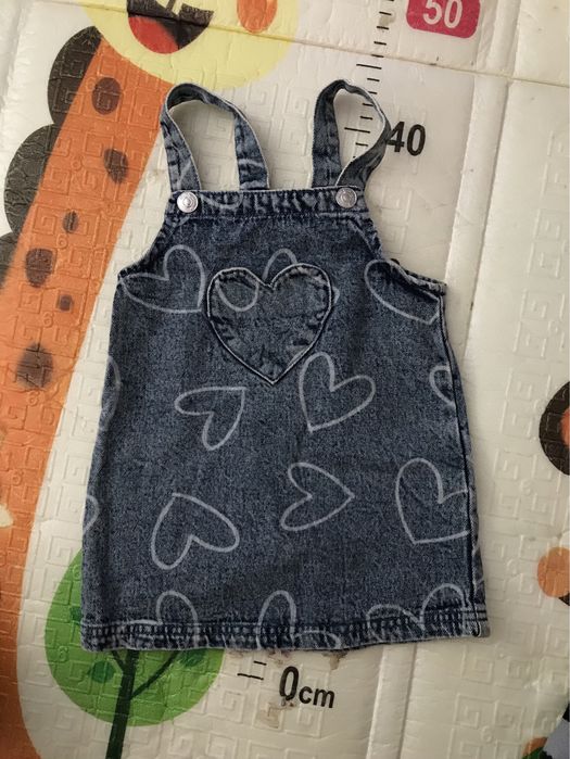 Продам джинсовий комбінезон для дівчинки sinsay