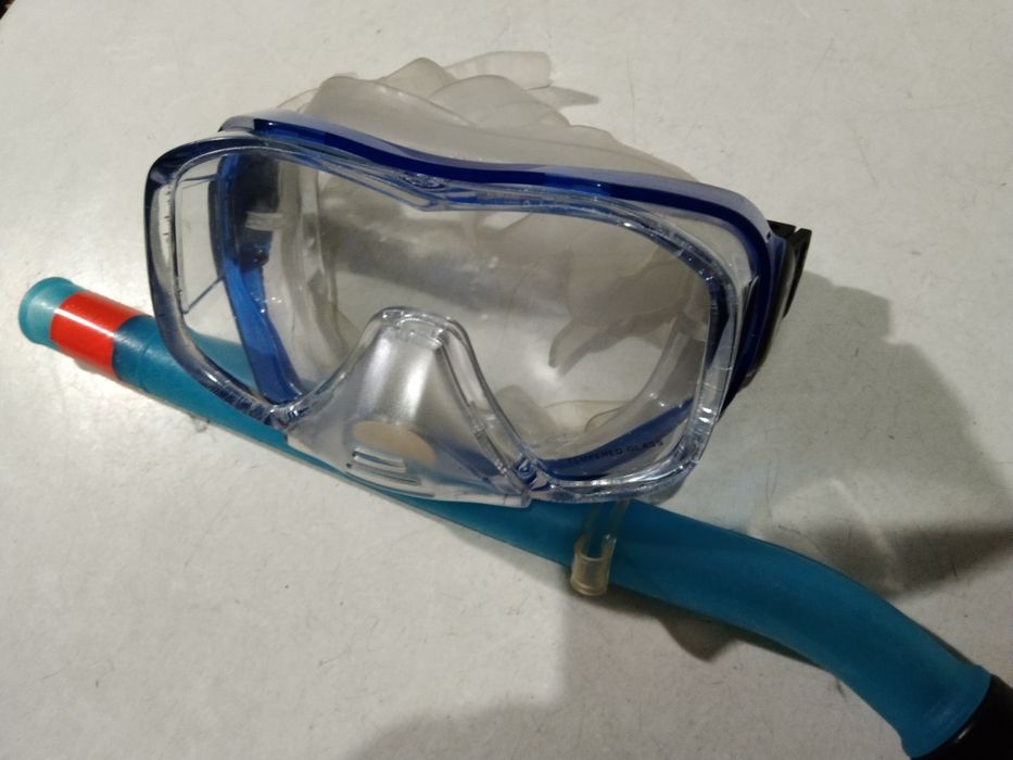 Płetwy do pływania AQUA  rozmiar 38/39;; Super stan