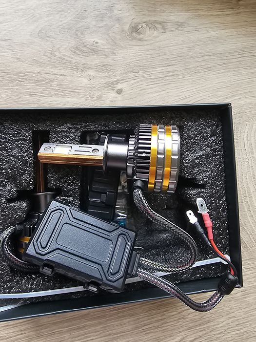 Żarówki LED H1 - 2 szt z wentylatorami