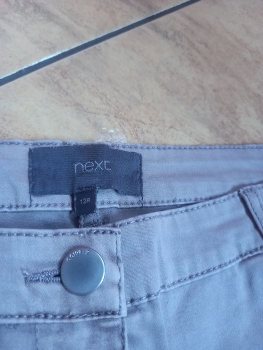 Spodnie damskie Next
