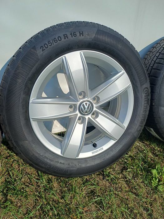 Oryginalne felgi Volkswagen 16 6J ET43 5x112 Audi Skoda Seat