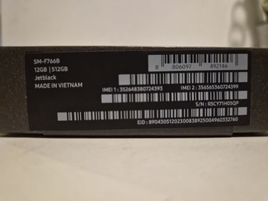 Samsung Galaxy Z Flip7 12/512GB | Jetblack | Stan IDEALNY | Bateria 98%