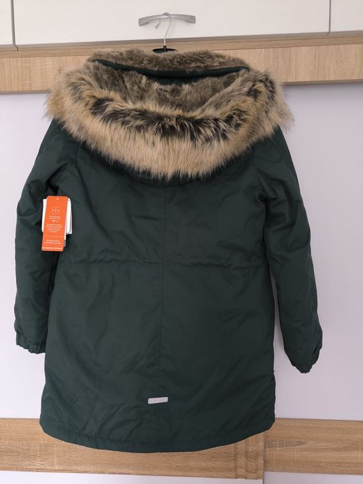 Продам новую зимнюю куртку фирмы LENNE