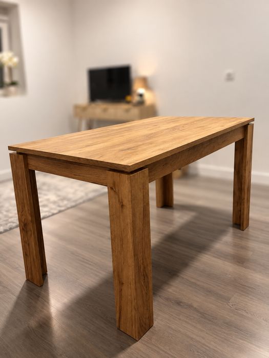 Mesa de jantar melamina e carvalho selvagem