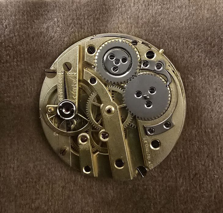 Lecoultre de bolso a corda manual