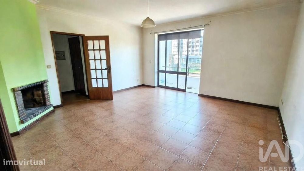 Apartamento T2 em Valença, Cristelo Covo e Arão de 109 m2