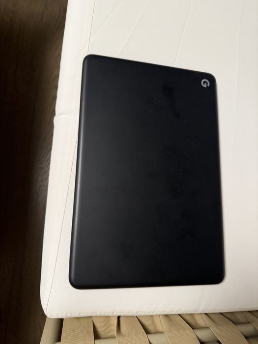 Sprzedam Pixelbook Go i7 256gb black