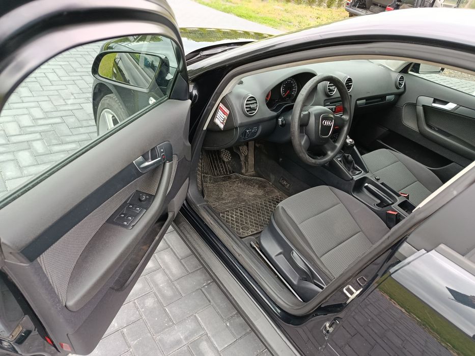 Audi A3 sportback 1.6mpi benz bdb. stan