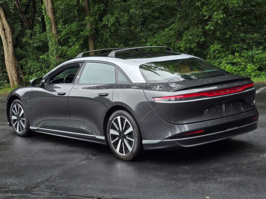 Lucid Air Grand Touring      2022