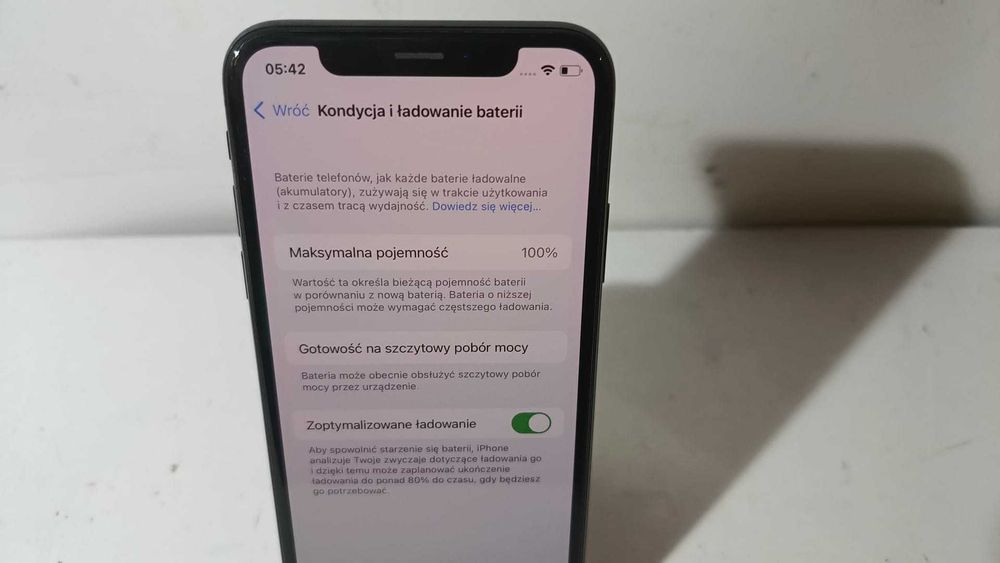 Smartfon APPLE iPhone X 64GB