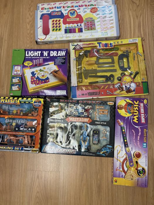 Lote de Brinquedos