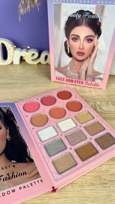 Дитяча косметика, палетки з косметикою, два види