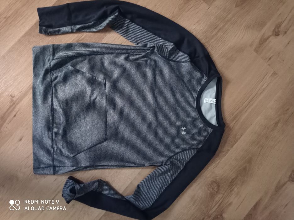 Under Armour Bluza Damska XS z kieszeni  sportowa