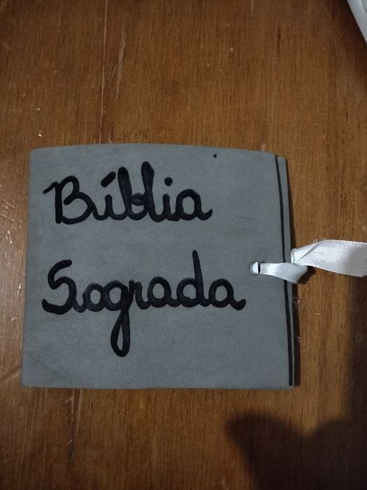 Biblias de fomi con mensajes bíblicos