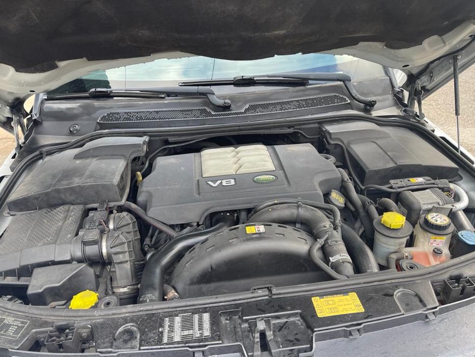 Inteira ou as peças L322 v8
