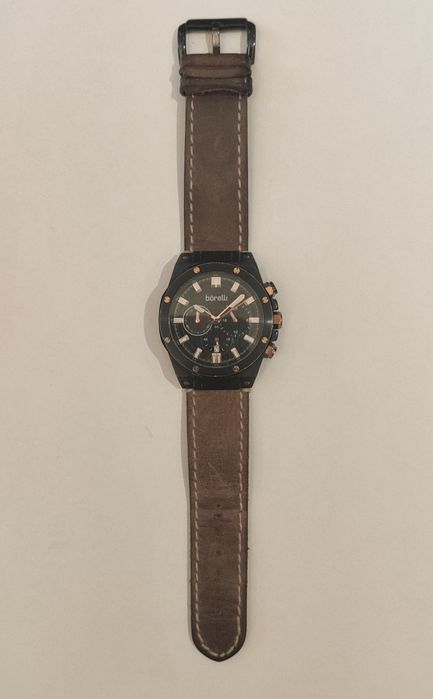 Relógio bórelli em bom estado