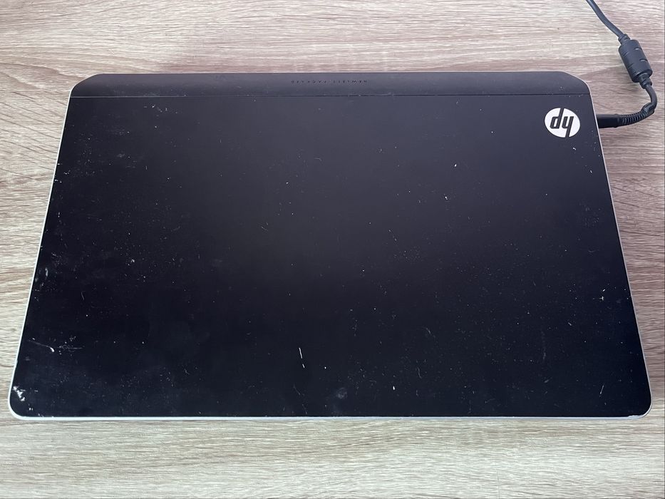 Ноутбук HP ENVY dv7 17.3" Intel Core i7 2.4 GHz 8 GB RAM 750 GB HDD
