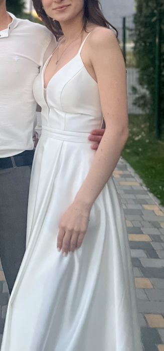 Випускна сукня/ сукня айворі/ атласна сукня