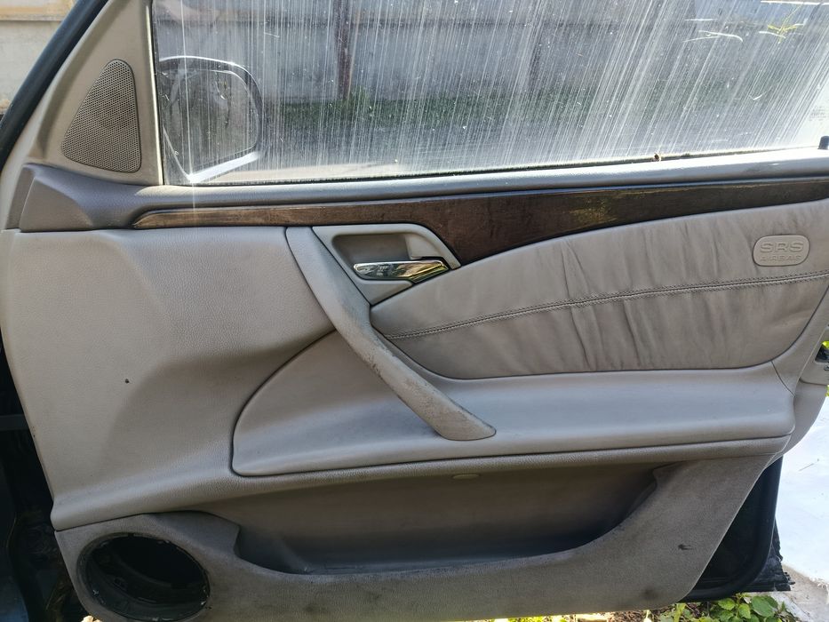 Дверна карта мерседес w210
