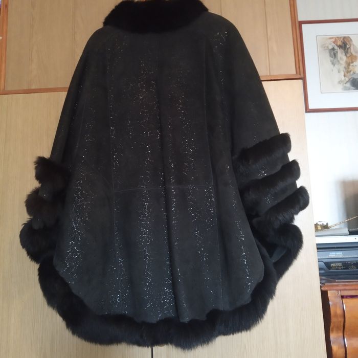 Манто дубляжне жіноче