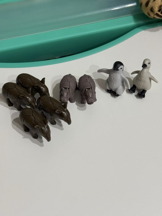 Іграшки кіндер, фігурки тварин, динозаврів, новорічні, Playmobil