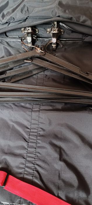 Продам валізу/чемодан для перевезення одягу