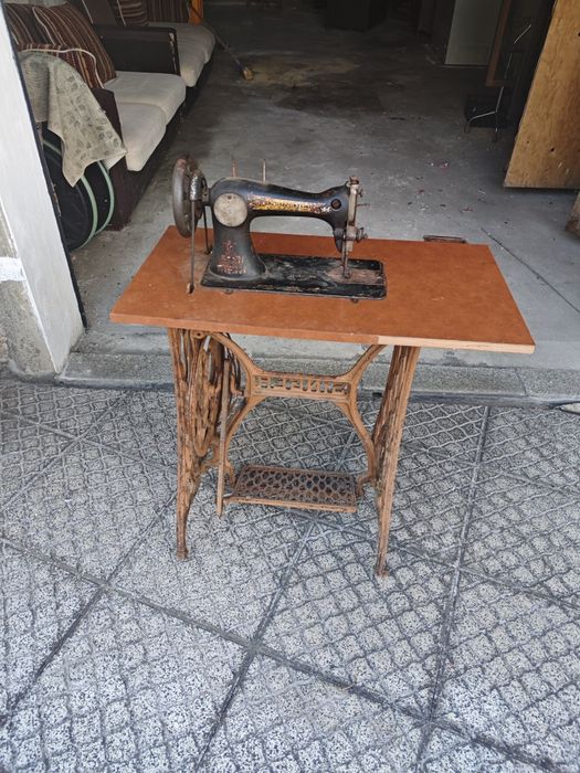 Máquina de costura singer ano 1898