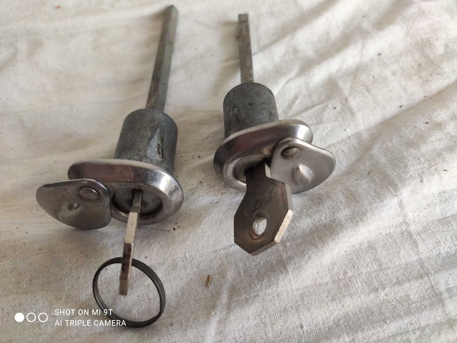 Домкрат гидравлический грузоподъемностью 2 тонны, новый.