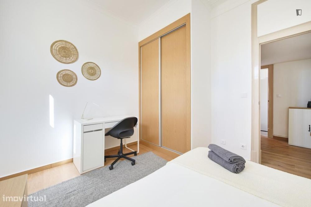 Quarto - localizado em Alameda Lisbon