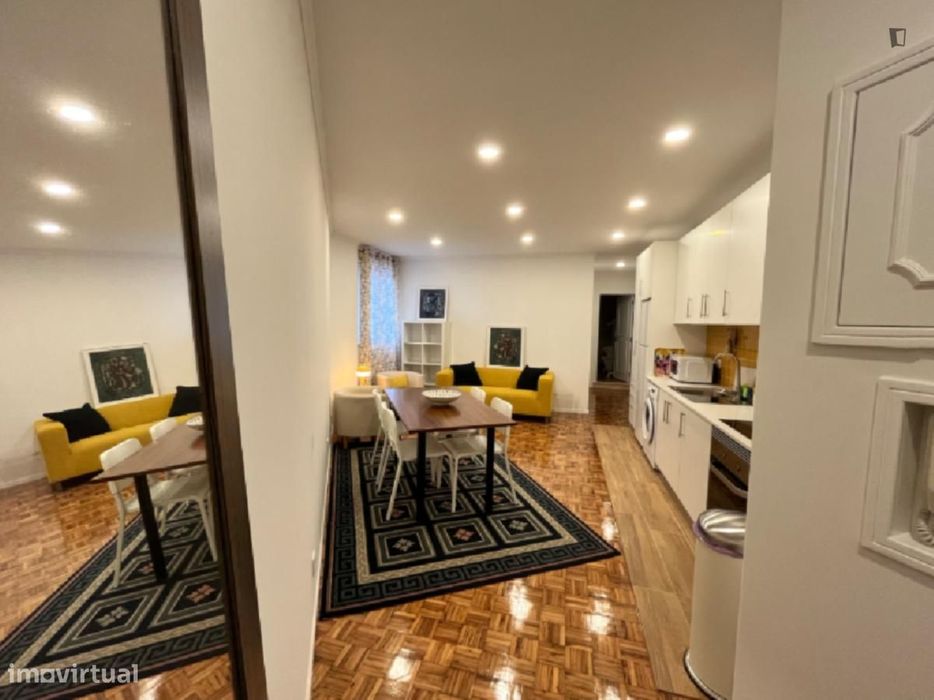 Apartamento com 2 quartos - localizado em Amadora Lisbon