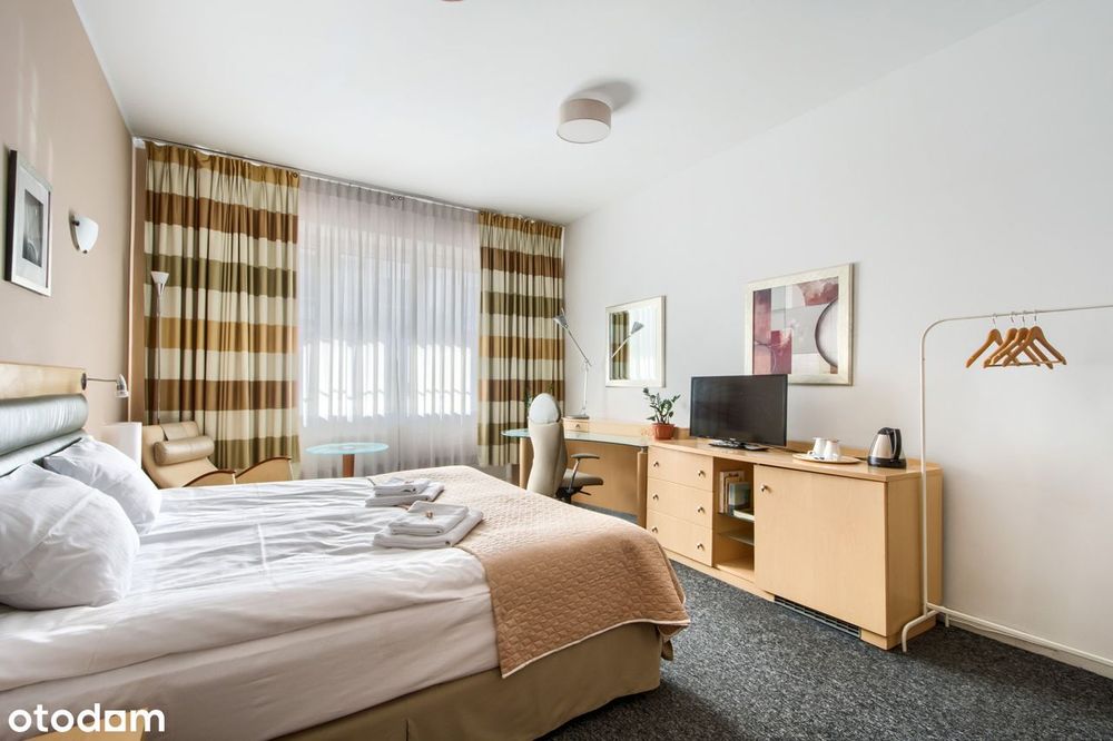 Połowa bliźniaka 273 m² | Al. Wilanowska, Służew | dom lub najem