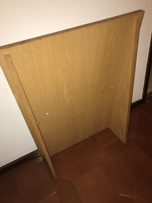 Expositor de Livros em Madeira