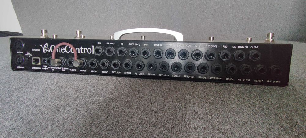 One Control Crocodile Tail Loop (OC10)