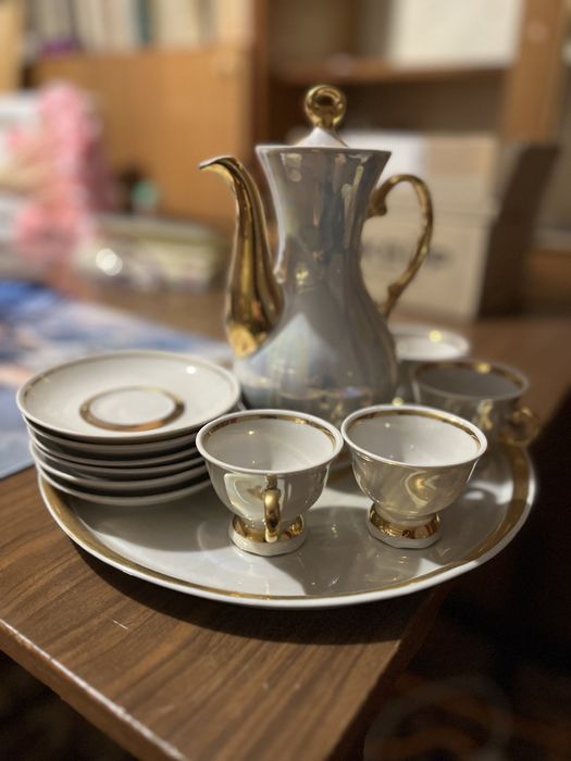 Продам сервіз лілія