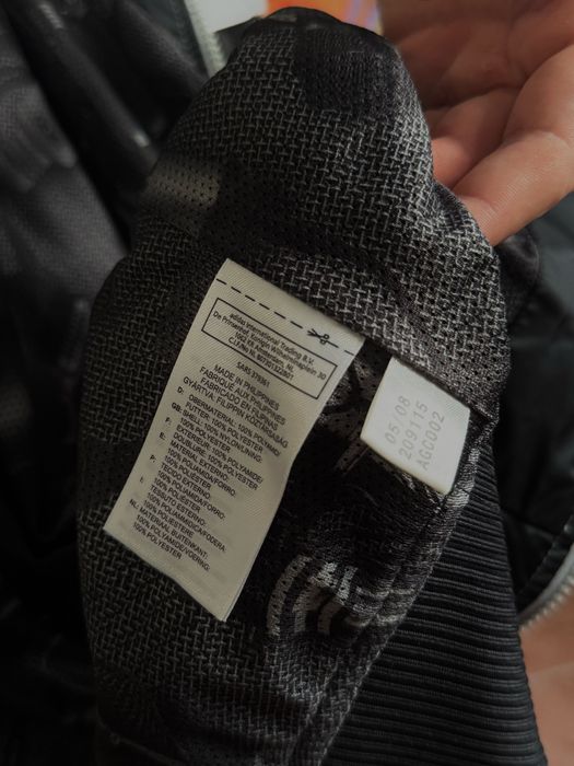 Casaco Adidas edição limitada