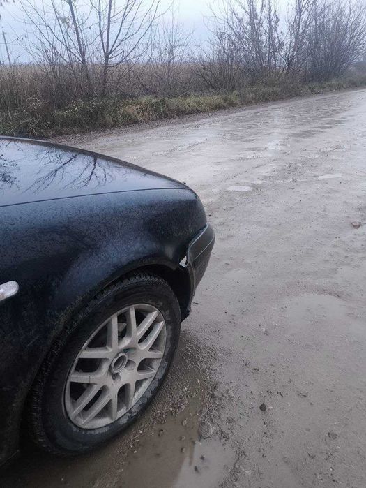 Продам авто детальніше за телефоном