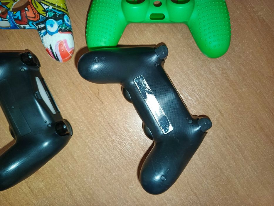 Opигинaльный геймпад/джойстик Sony DualShock 4 V1 и V2 для PS4 и PC