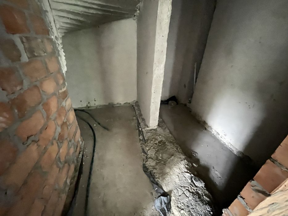 ПРОДАЖ приватного будинку поруч з лісом