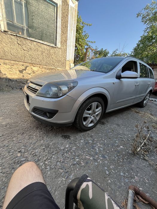 Продам Opel astra h