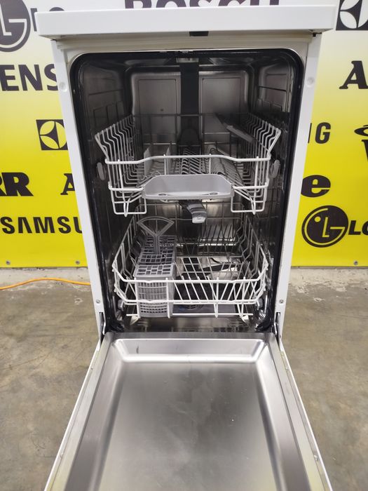 Посудомийна машина фірми Siemens, модель SR24E202EU