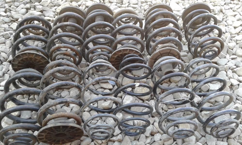 стійка амортизатор пружина Opel Astra H G J Vectra B C Signum Insignia