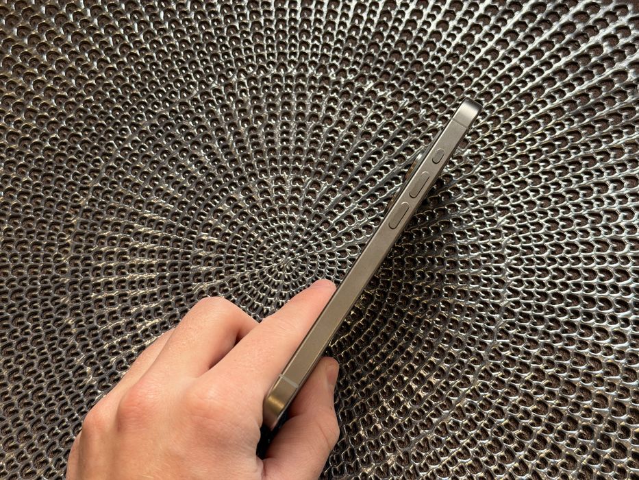 Apple Iphone 15 Pro 256GB Natural Neverlock Батарея 88%