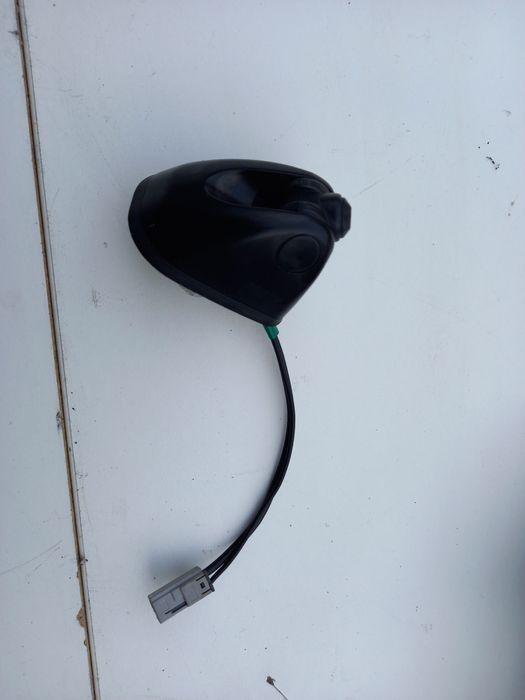 Antena dachowa Nissan Juke f15 2011rok