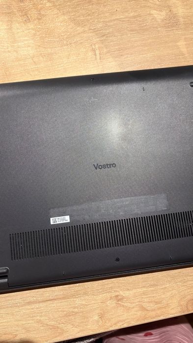Ноутбук Dell Vostro 3520