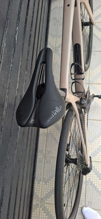 BMC Roadmachine ONE Ultegra Di2 2x12 snd blk 2026 – Como Nova