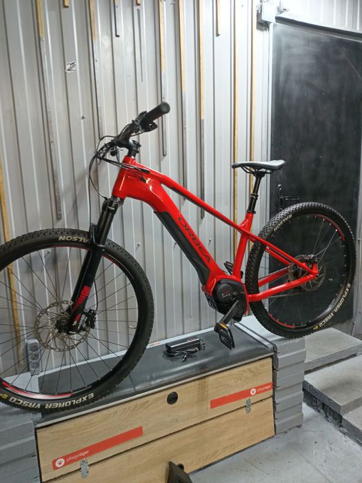 Електровелосипед Orbea Bosch CX Air Germany с зарядным устройством