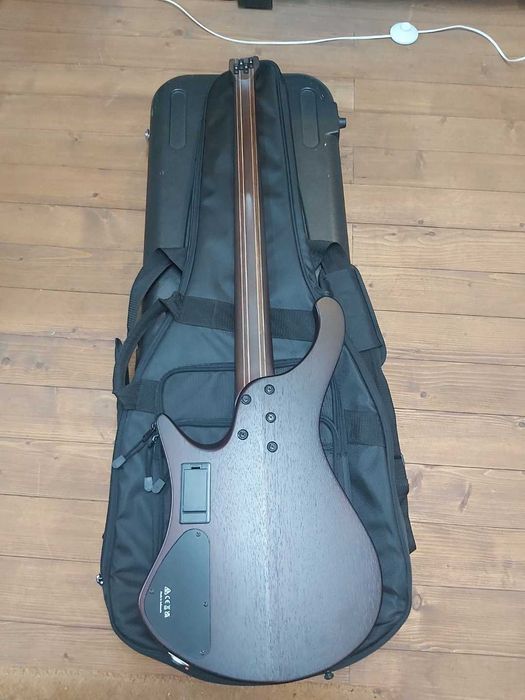 Baixo Ibanez EHB1500-DEF