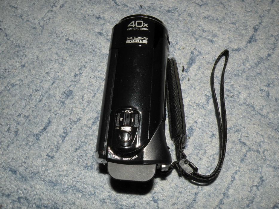 Цифрова відеокамера JVC  (пише FullHD відео)