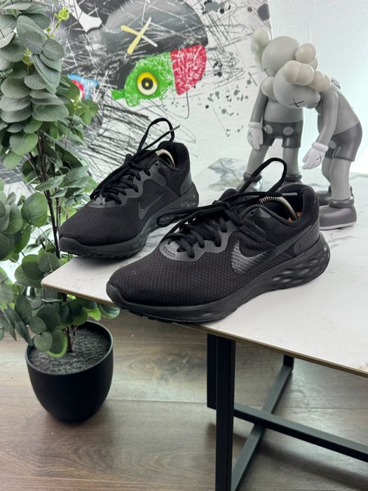 Кросівки Nike Revolution 41 розмір Е17348